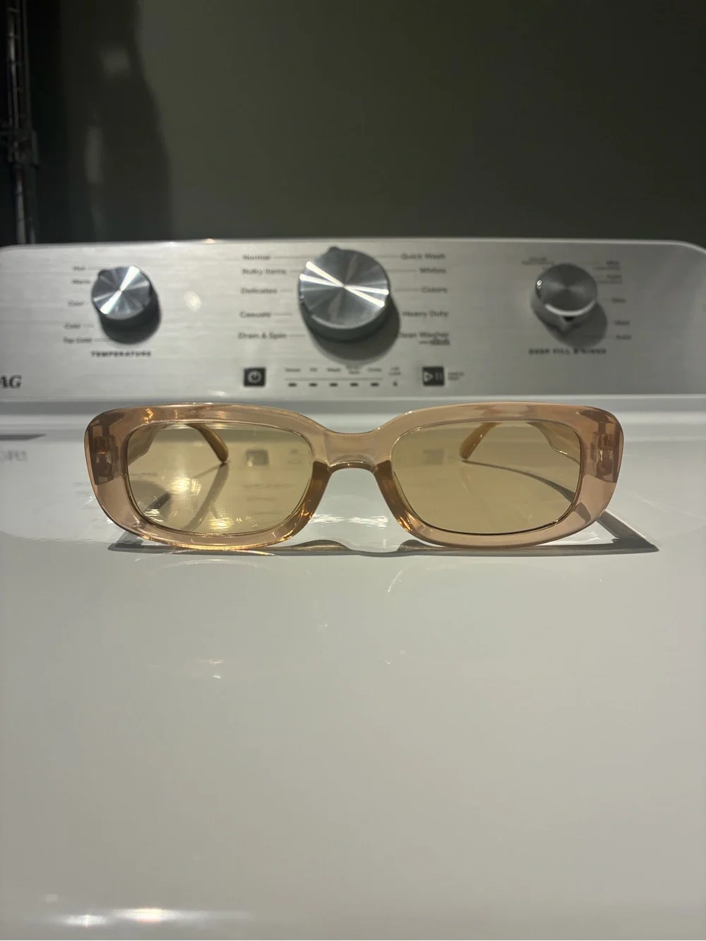 Women's Rectangular Beige-Tint Fashion Sunglasses